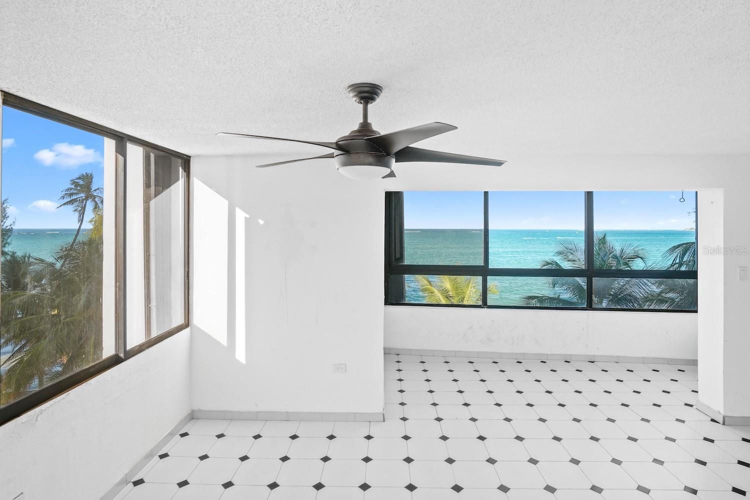 ISLA VERDE - Residential