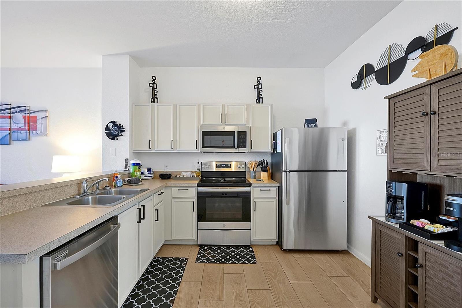 WINDSOR HILLS PH 2 - Residential