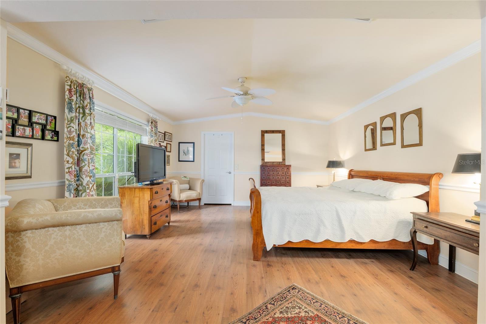 ROLLING MEADOWS - Residential