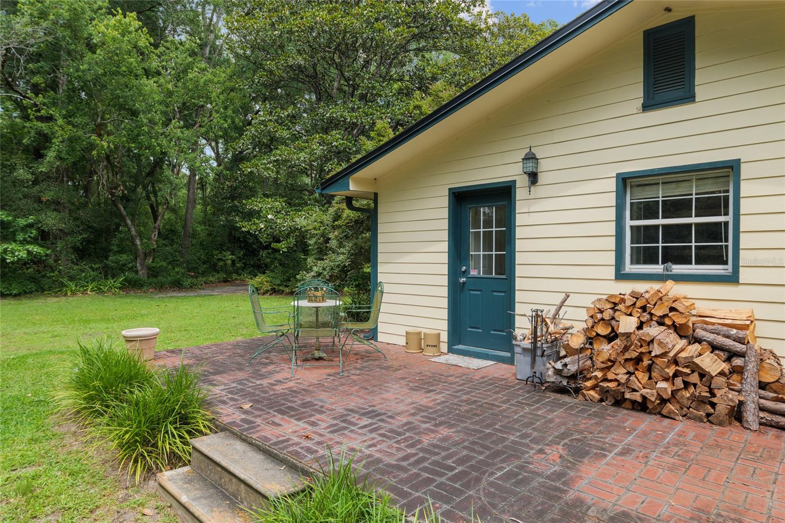 ROLLING MEADOWS - Residential