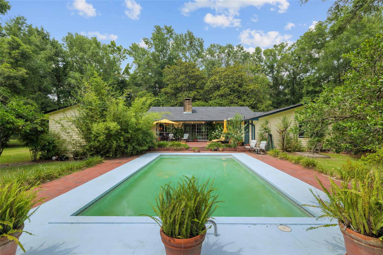 ROLLING MEADOWS - Residential