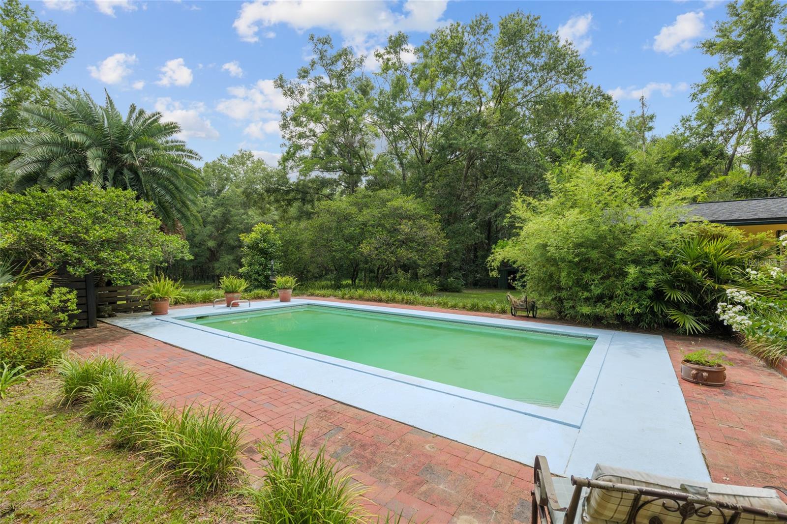 ROLLING MEADOWS - Residential
