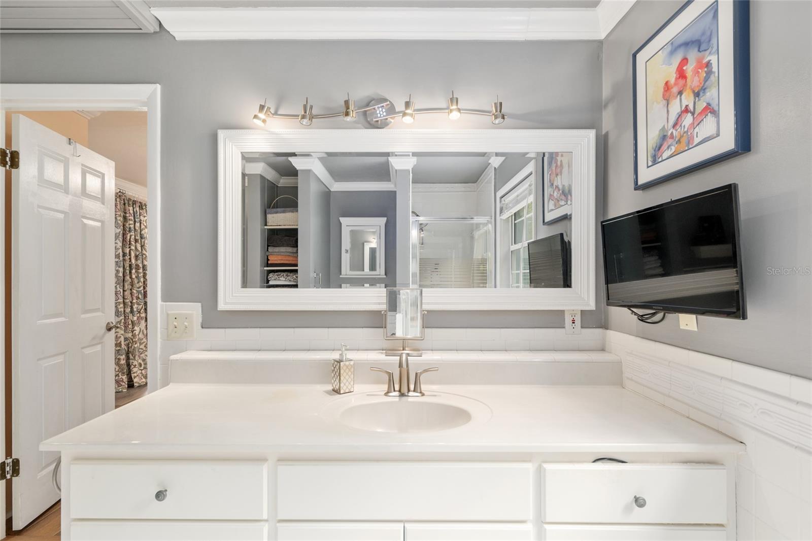 ROLLING MEADOWS - Residential