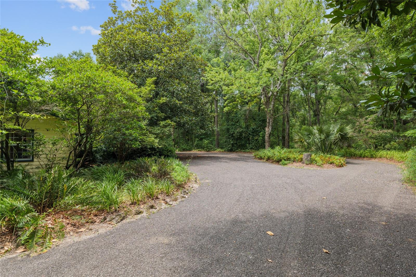 ROLLING MEADOWS - Residential