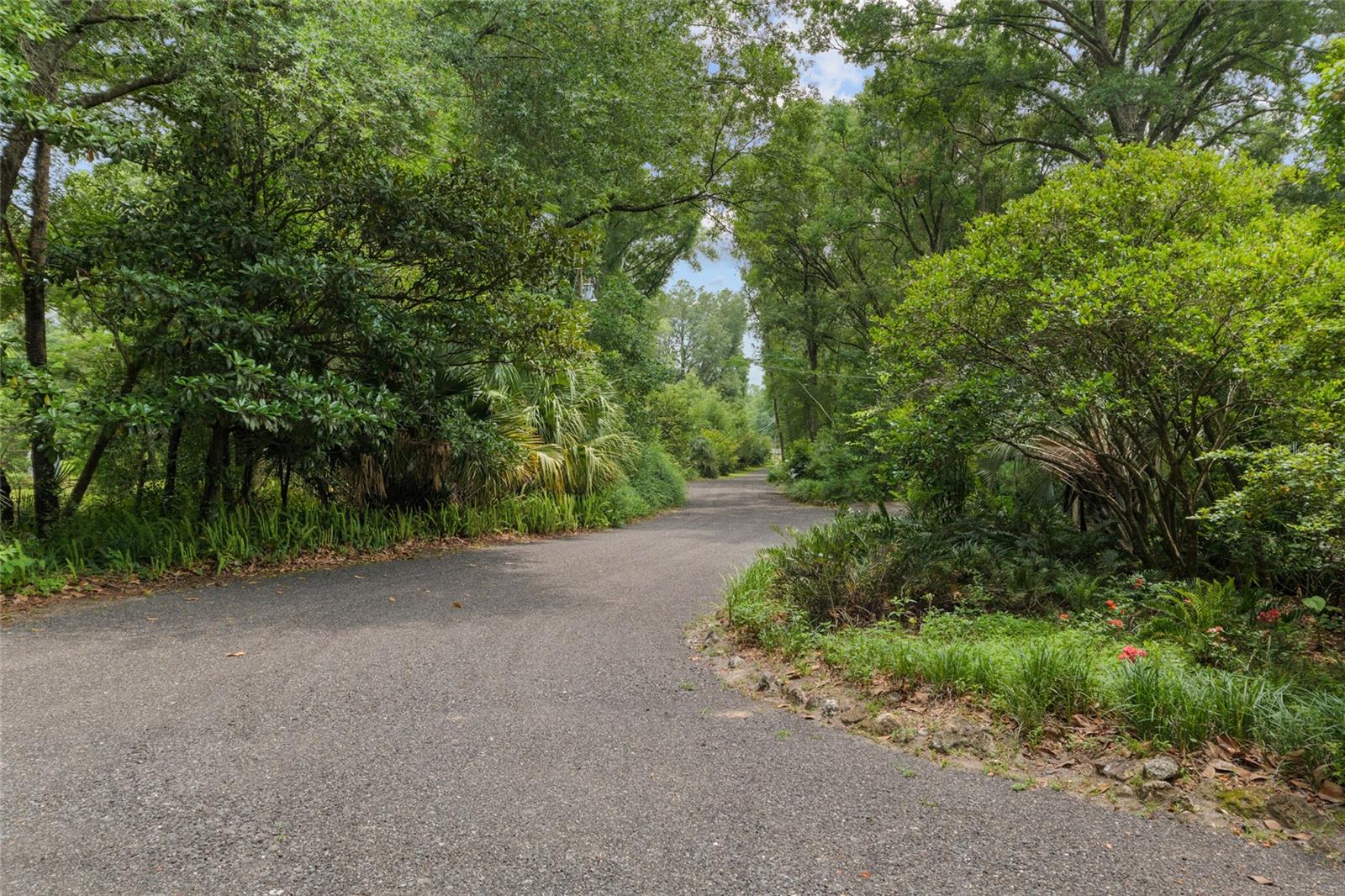 ROLLING MEADOWS - Residential