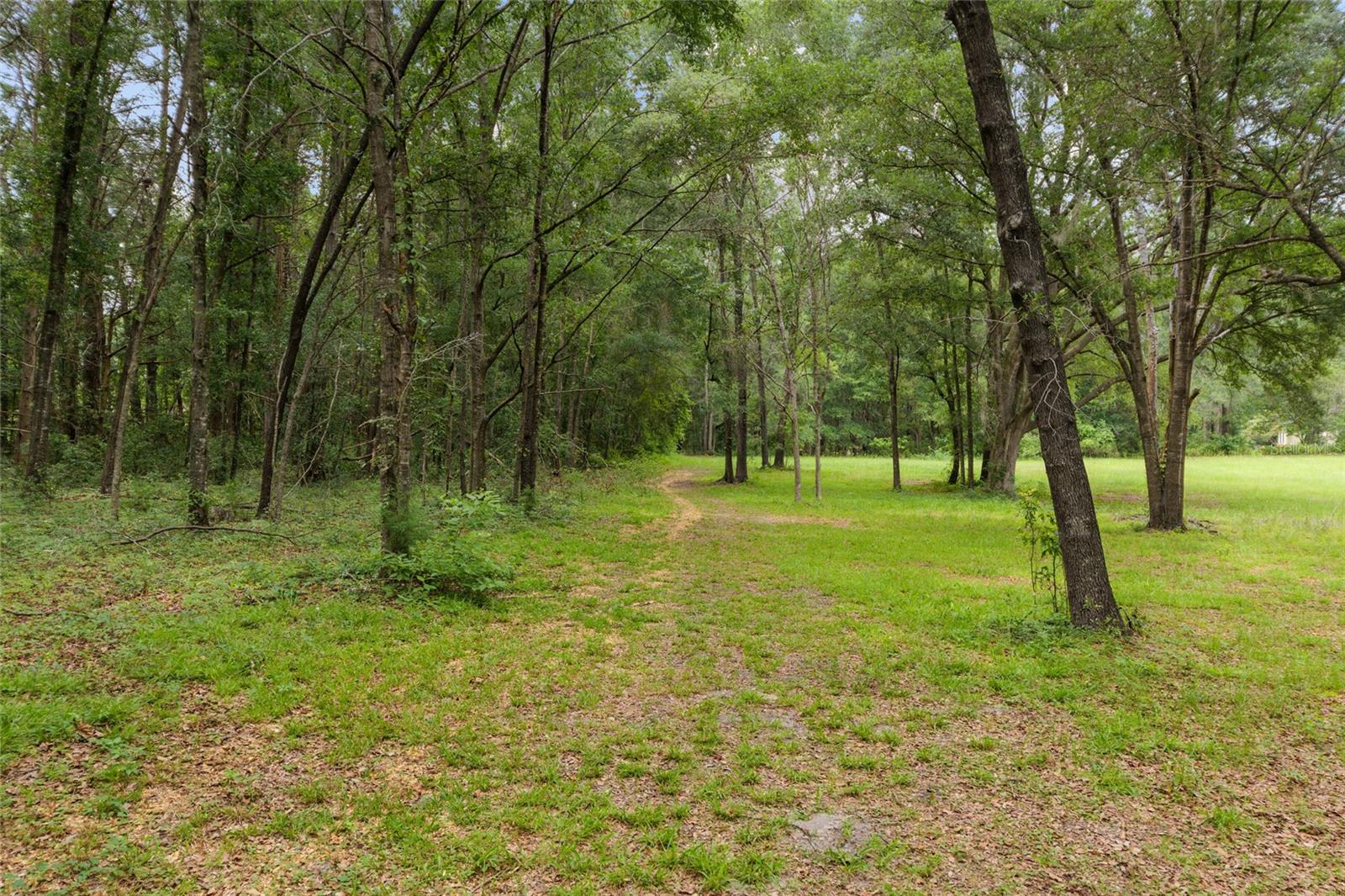 ROLLING MEADOWS - Residential