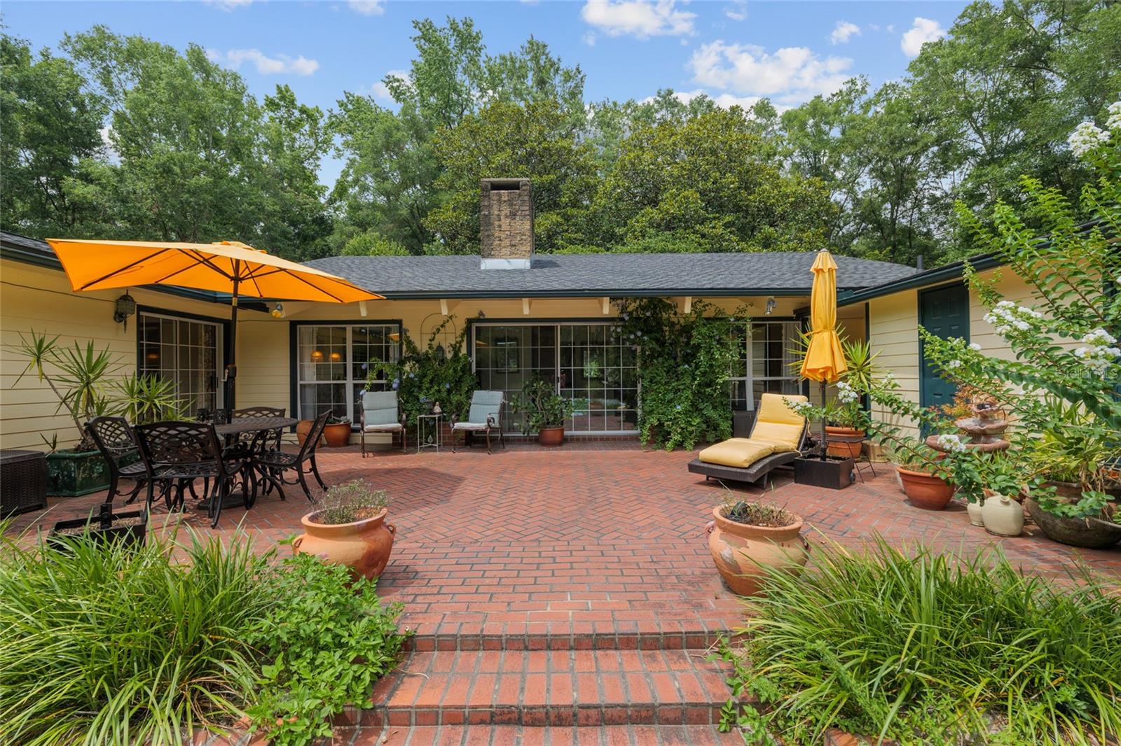 ROLLING MEADOWS - Residential
