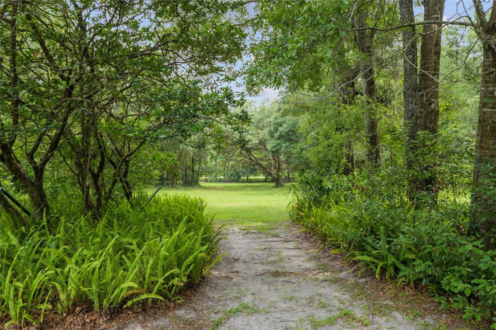 ROLLING MEADOWS - Residential