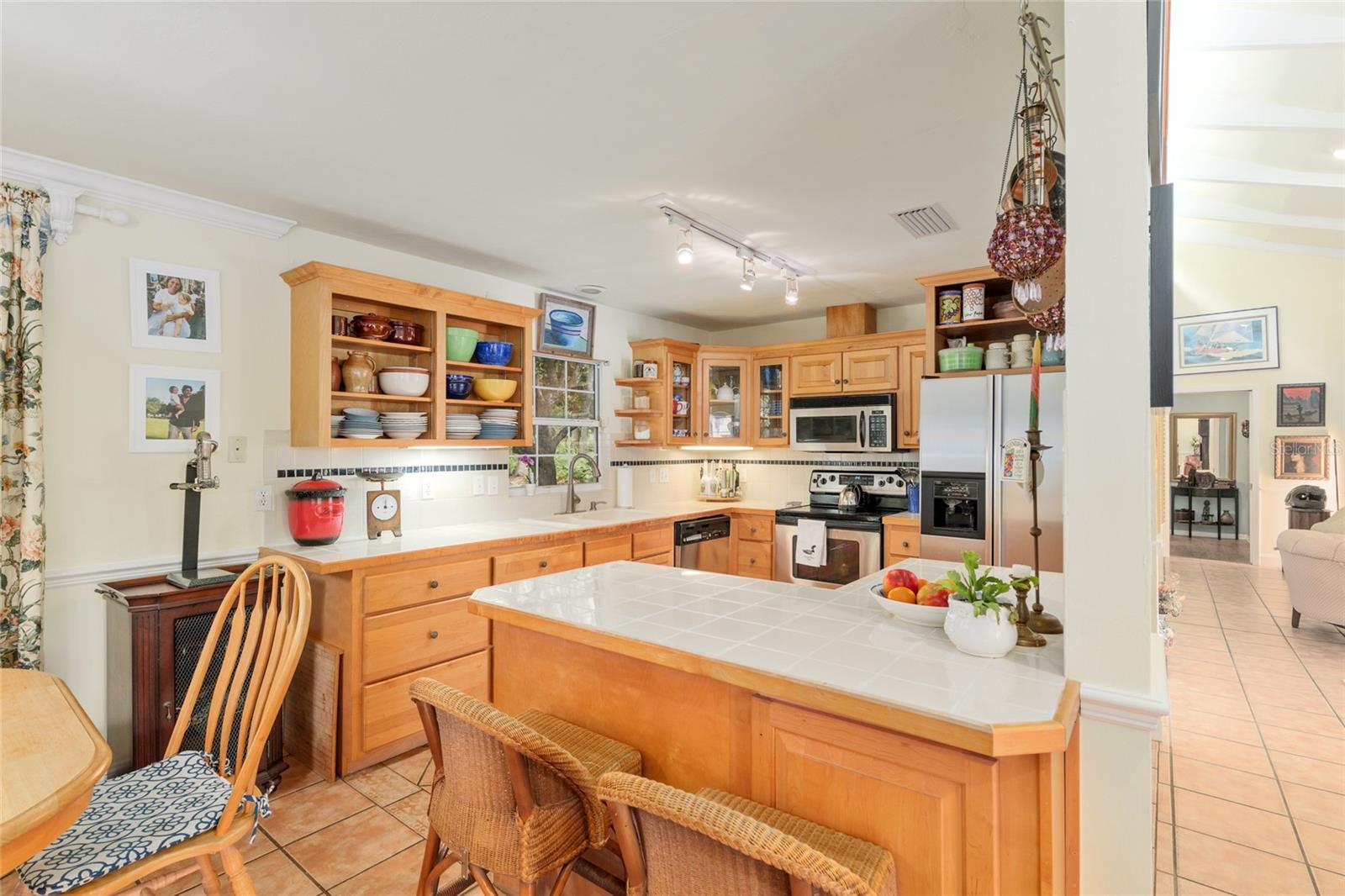 ROLLING MEADOWS - Residential
