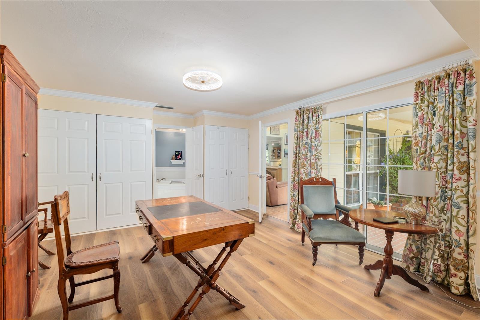 ROLLING MEADOWS - Residential