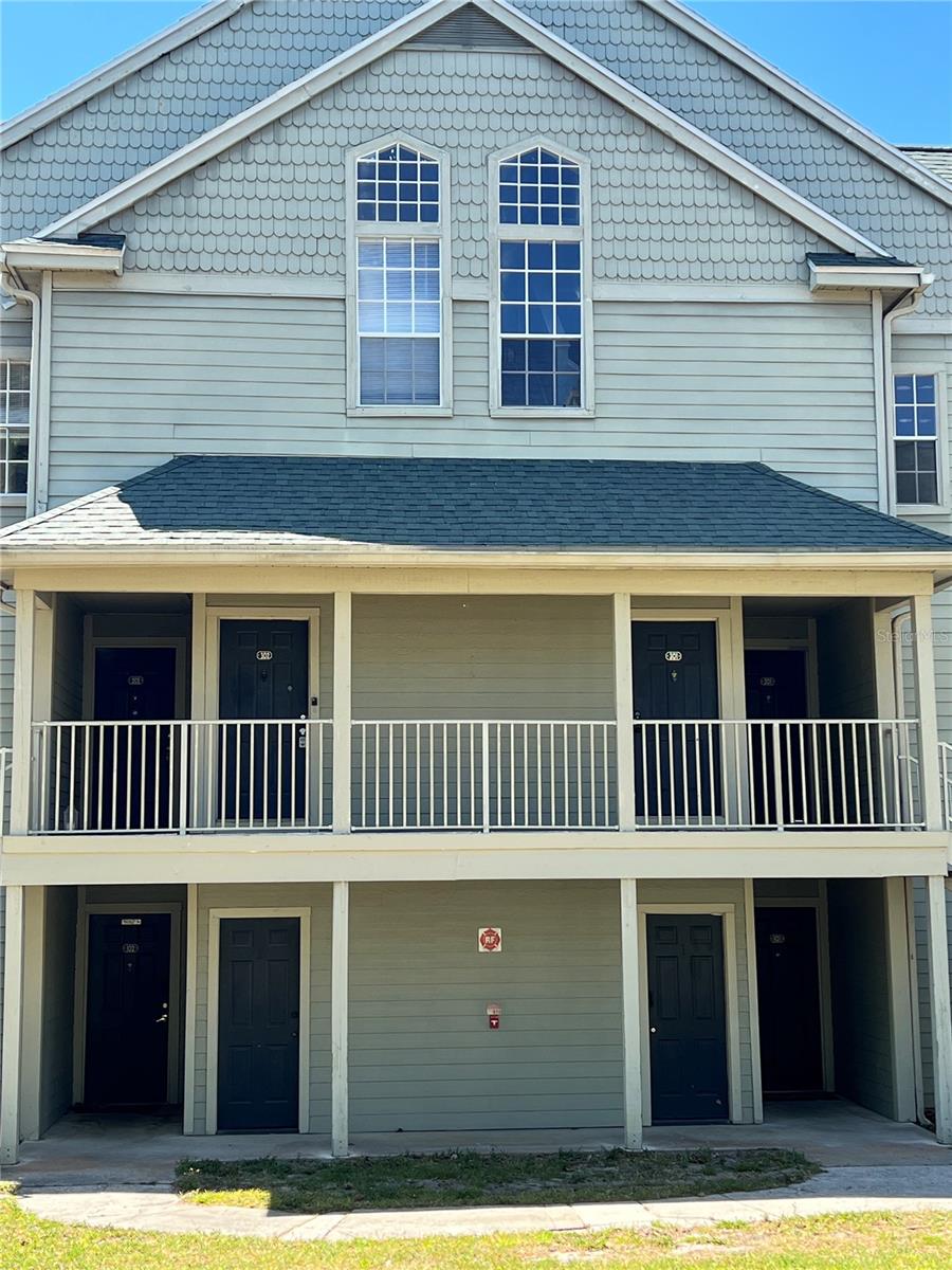 6148 WESTGATE DRIVE 302