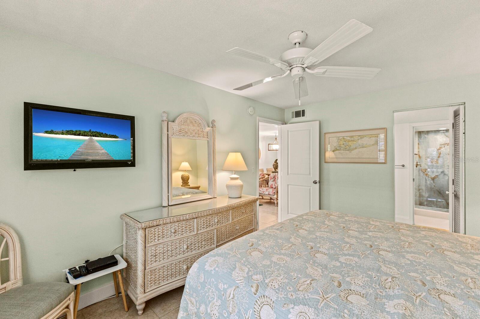 NAUTILUS OF HOLMES BEACH - Residential