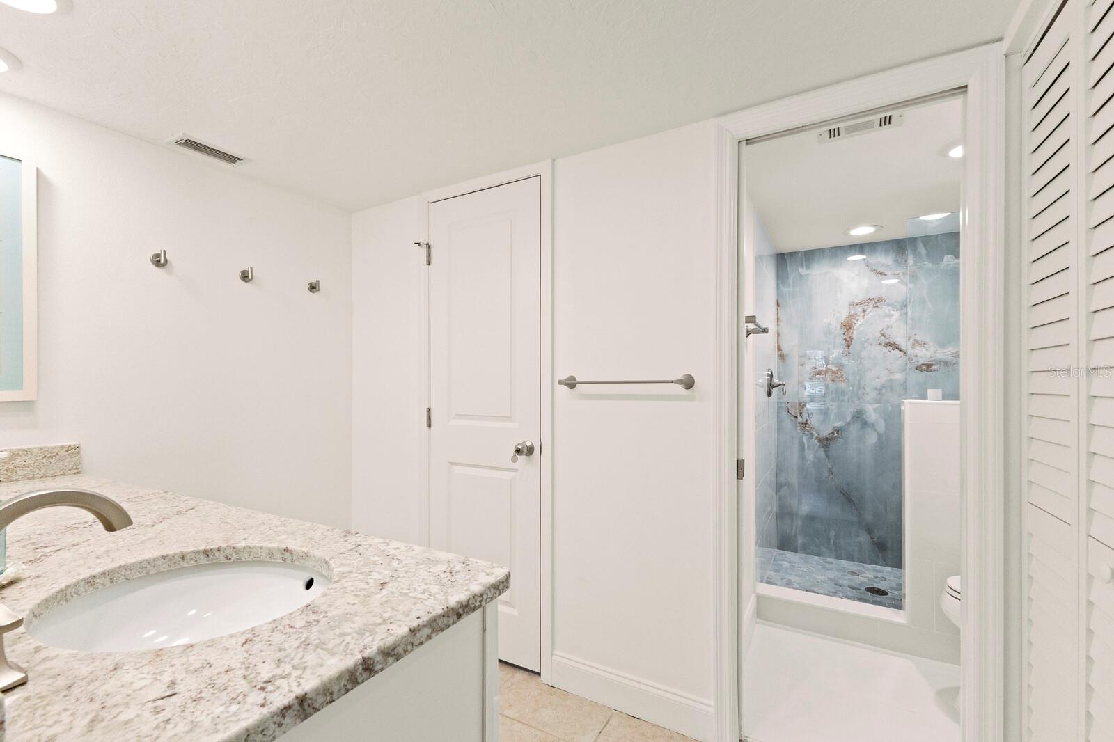 NAUTILUS OF HOLMES BEACH - Residential