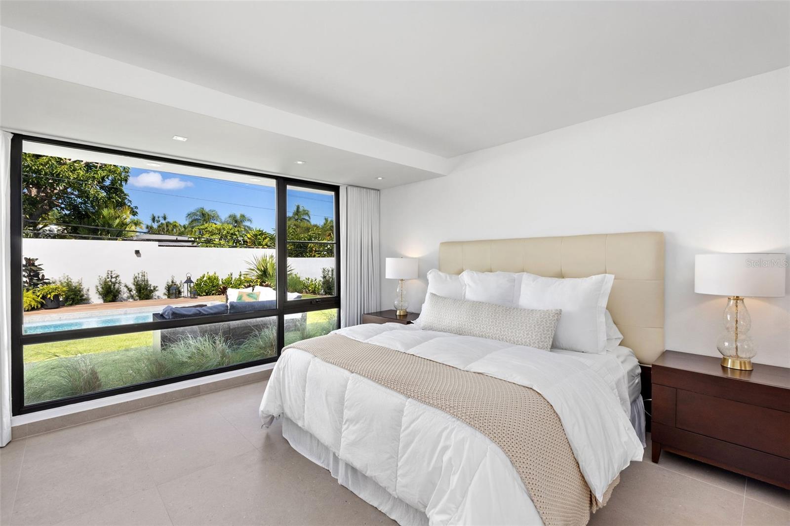 SAN FRANCISCO - Residential