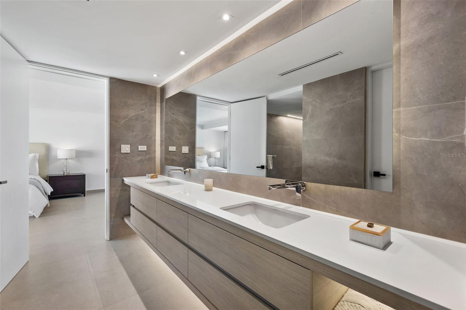 SAN FRANCISCO - Residential