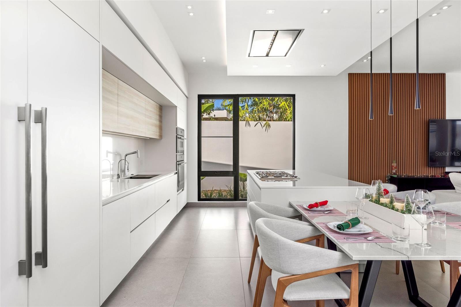 SAN FRANCISCO - Residential