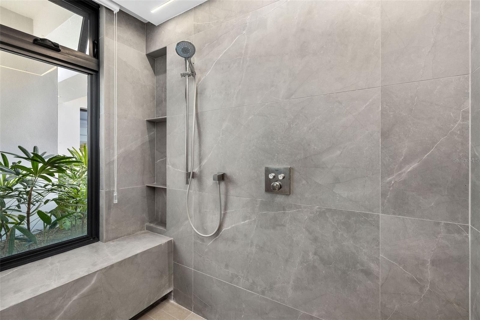 SAN FRANCISCO - Residential