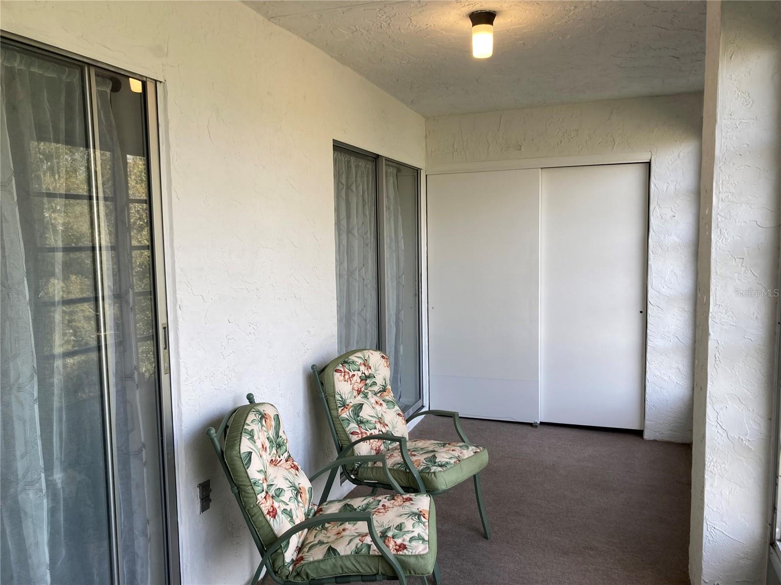 BAYSHORE ON THE LAKE APTS II SEC 3 - Residential