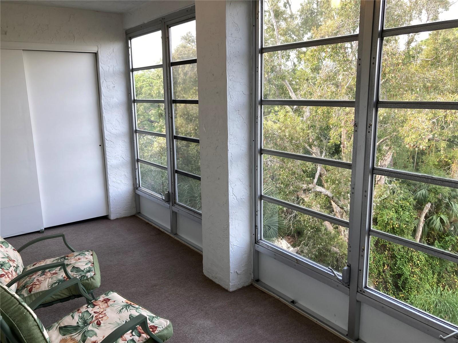 BAYSHORE ON THE LAKE APTS II SEC 3 - Residential