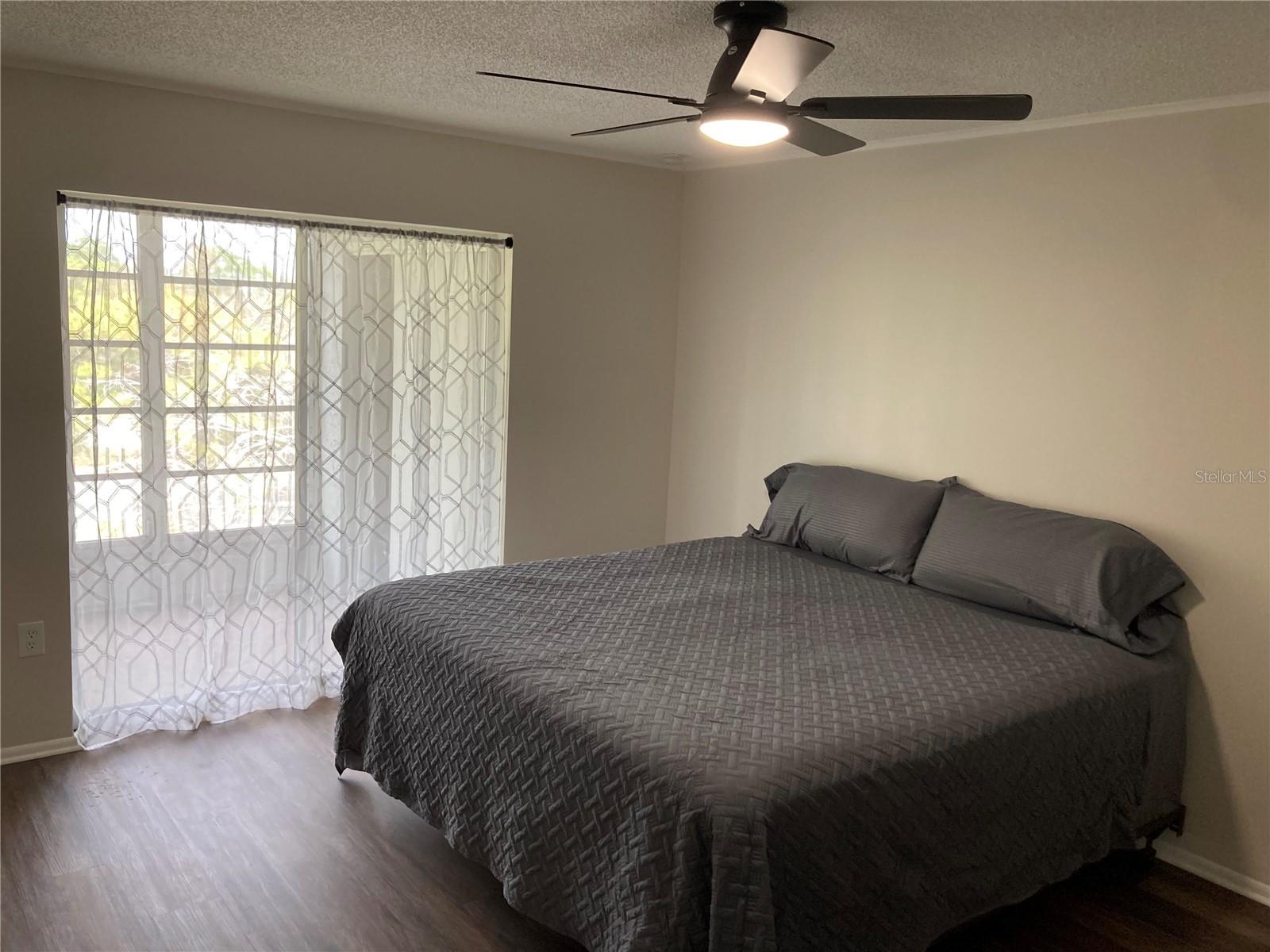 BAYSHORE ON THE LAKE APTS II SEC 3 - Residential