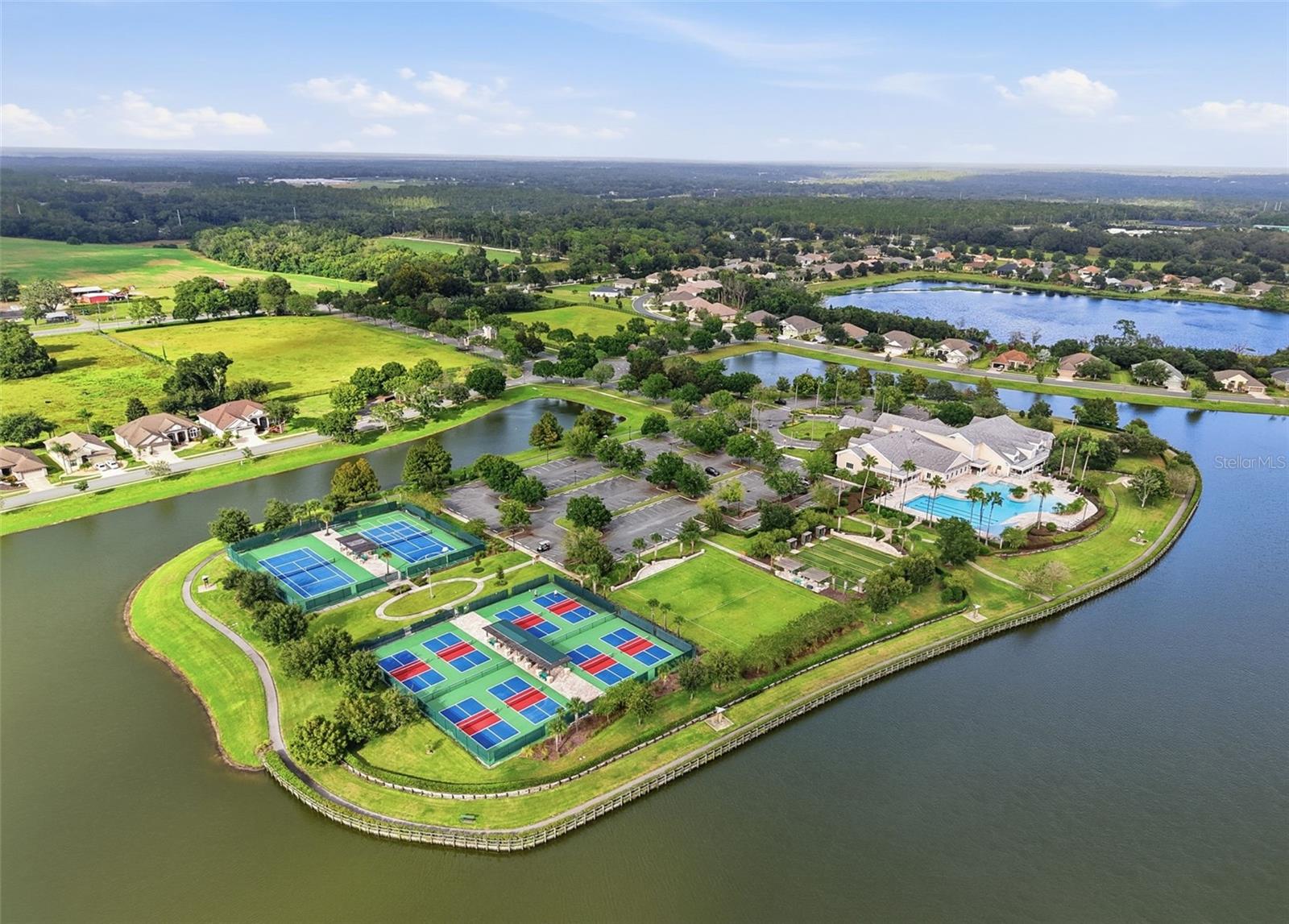 LAKES OF MOUNT DORA PHASE 4B - Residential