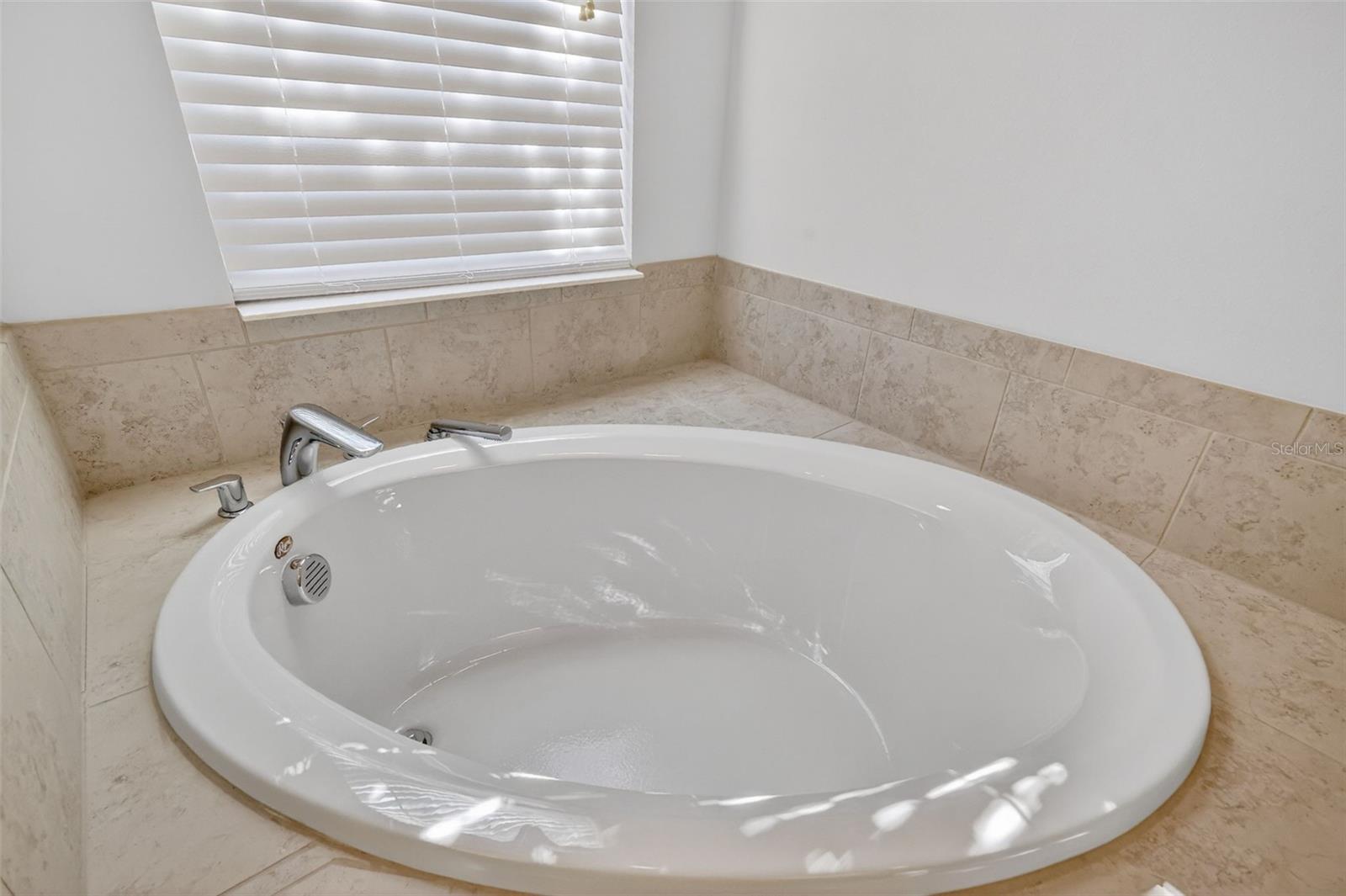 LAKES OF MOUNT DORA PHASE 4B - Residential