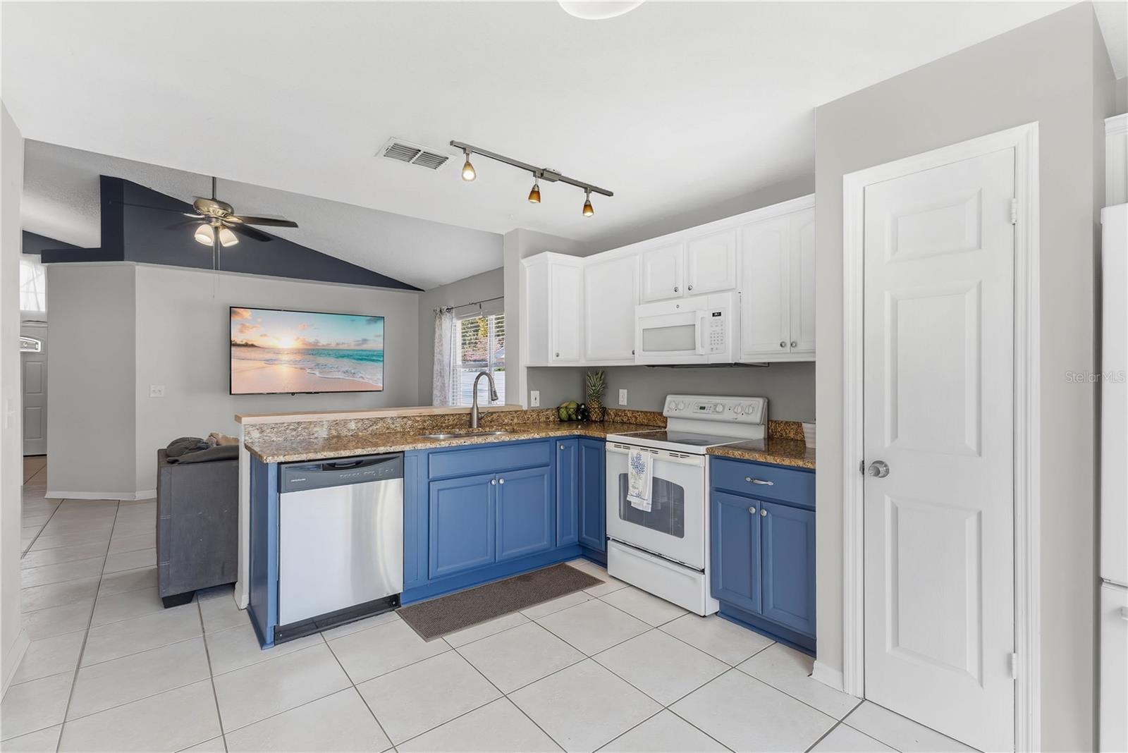 CYPRESS POINT UNIT 2 - Residential