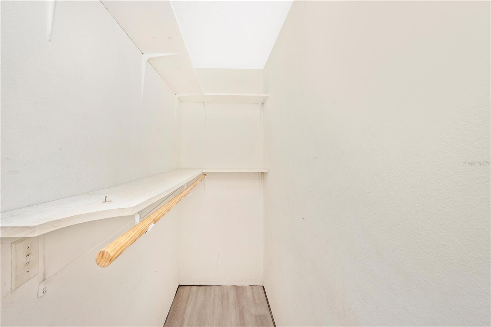 BOOKER PARK - Residential