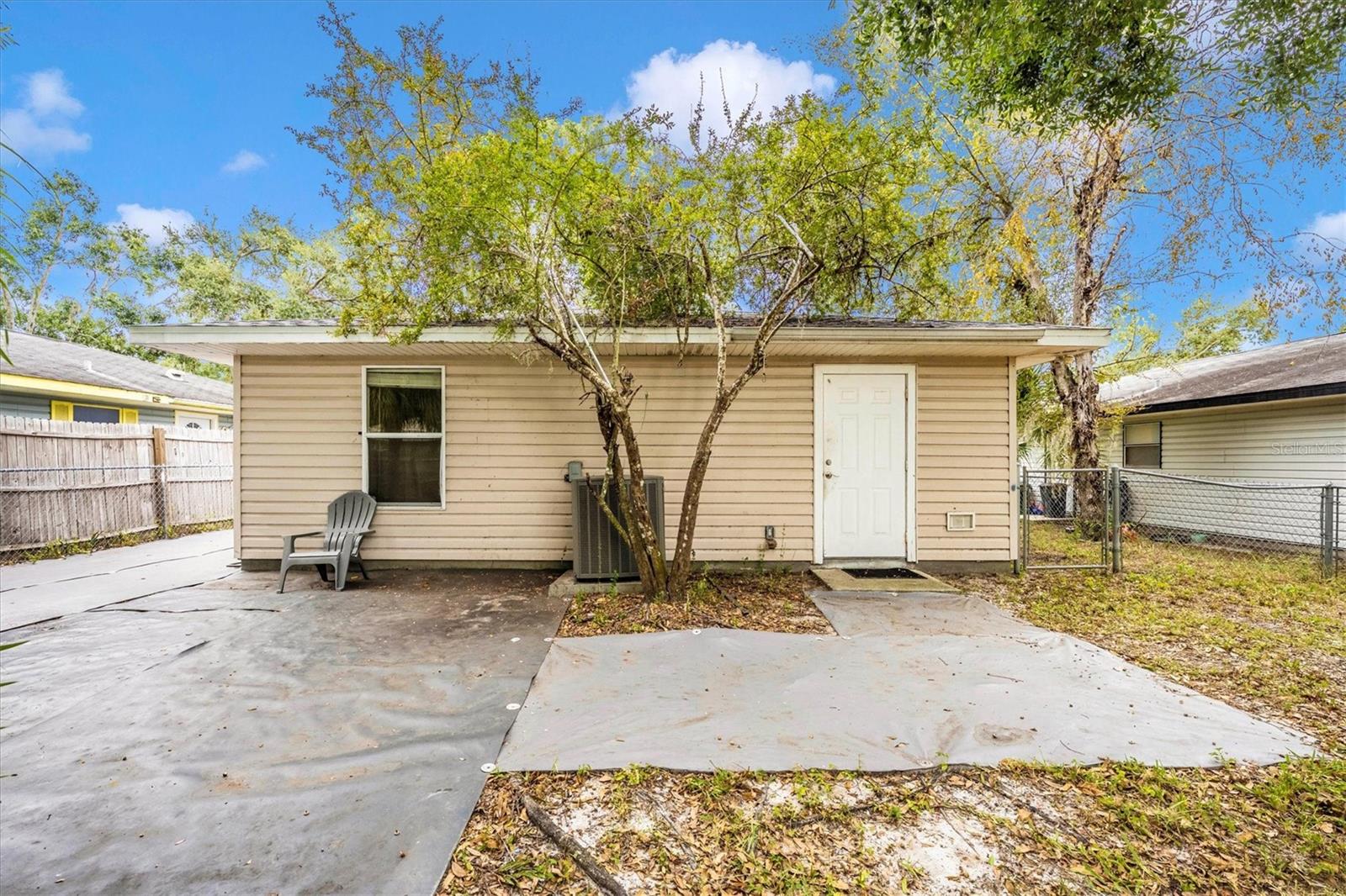 BOOKER PARK - Residential