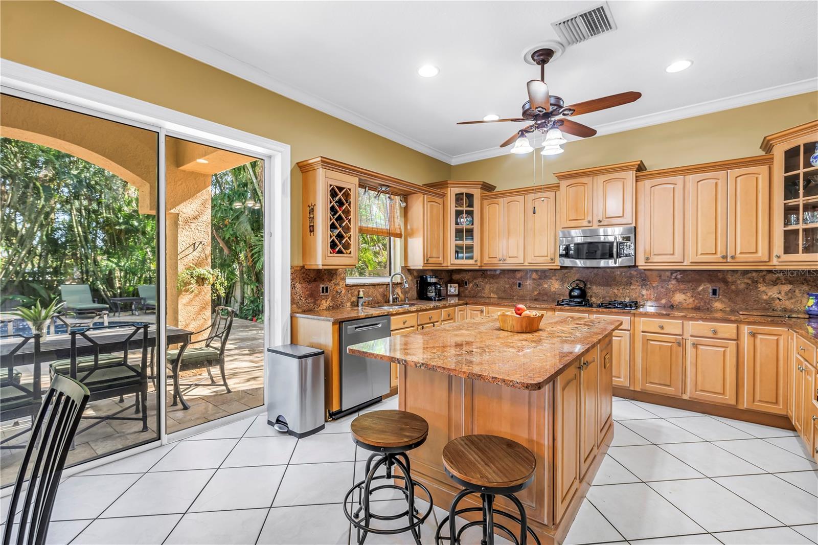 SNELL ISLE BRIGHTBAY - Residential