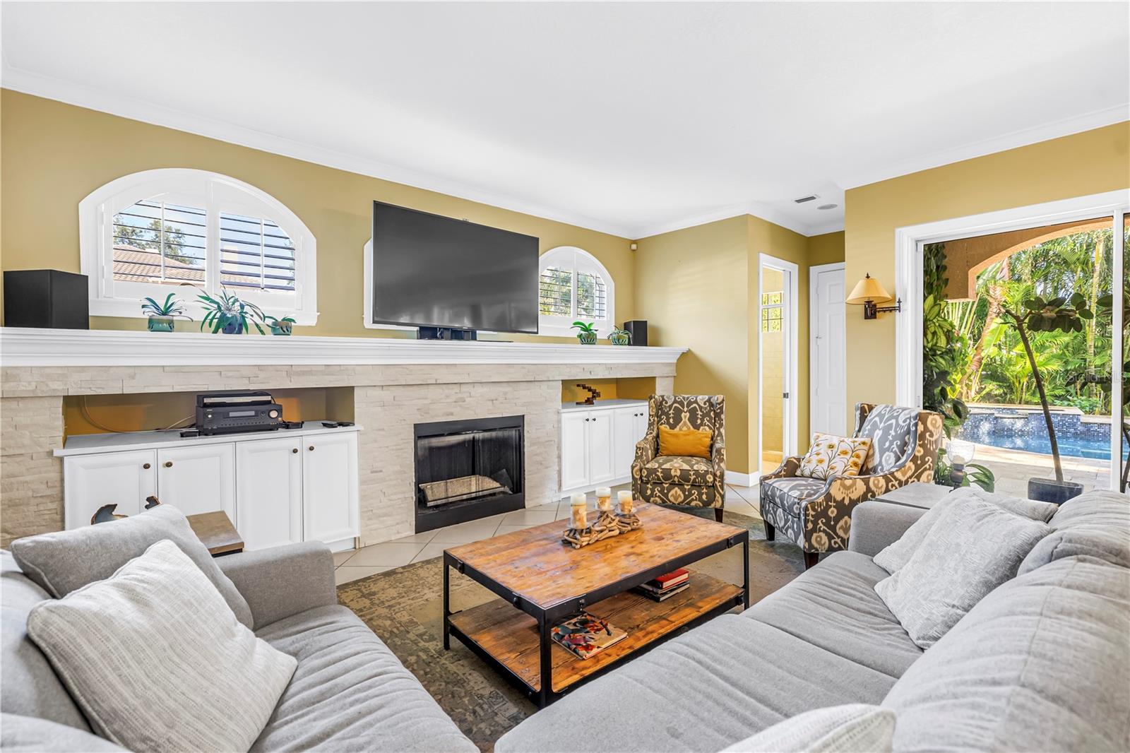 SNELL ISLE BRIGHTBAY - Residential