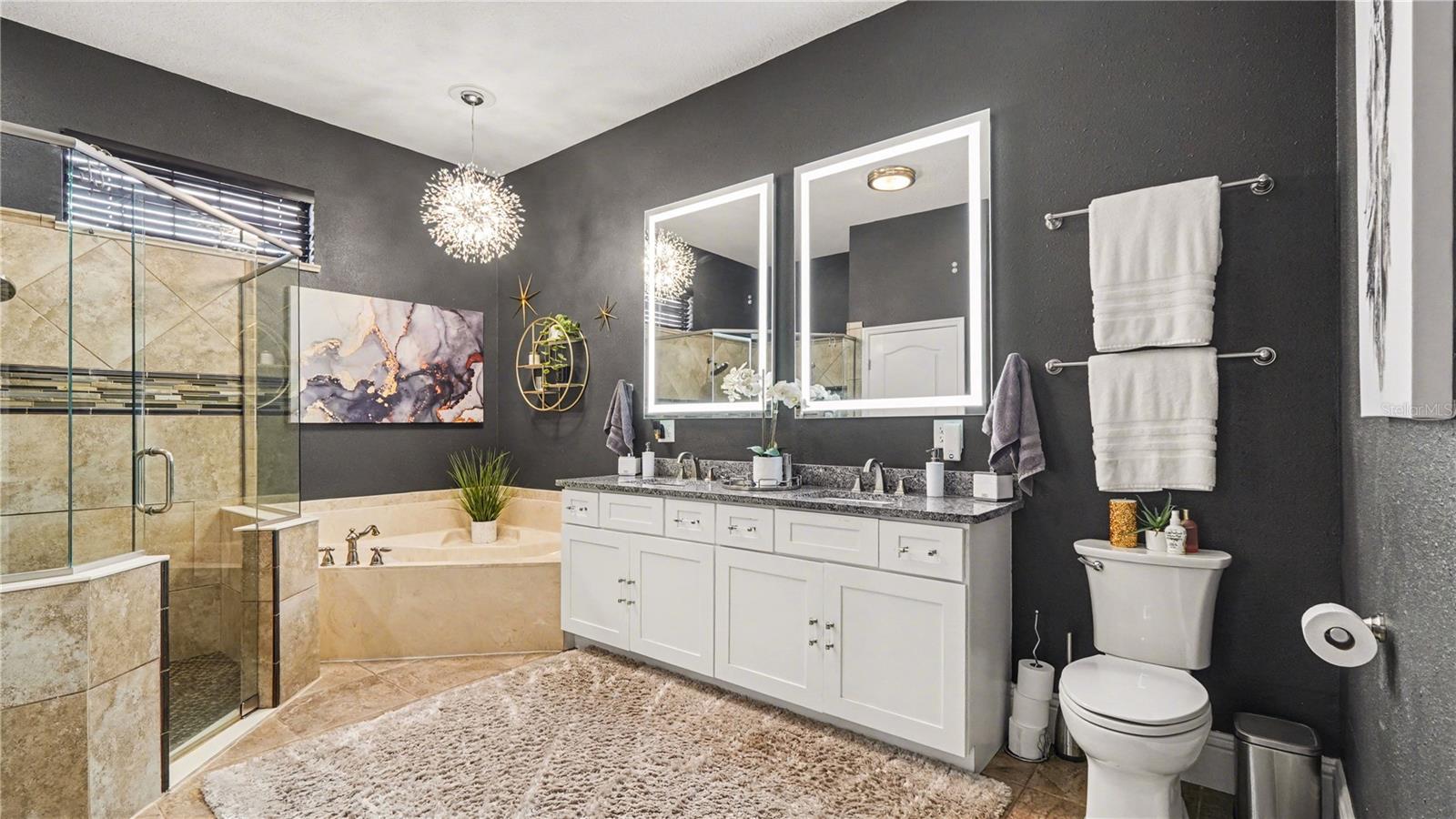 MAGNOLIA MANOR - Residential