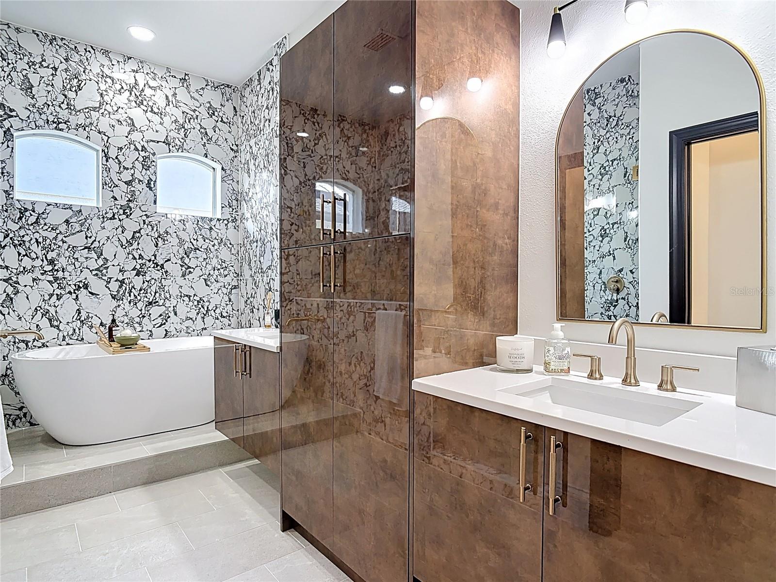 GRAND VISTA - Residential