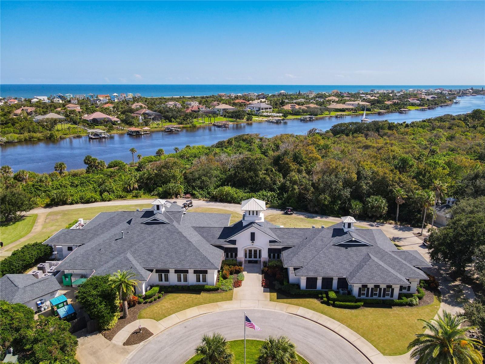 GRAND VISTA - Residential