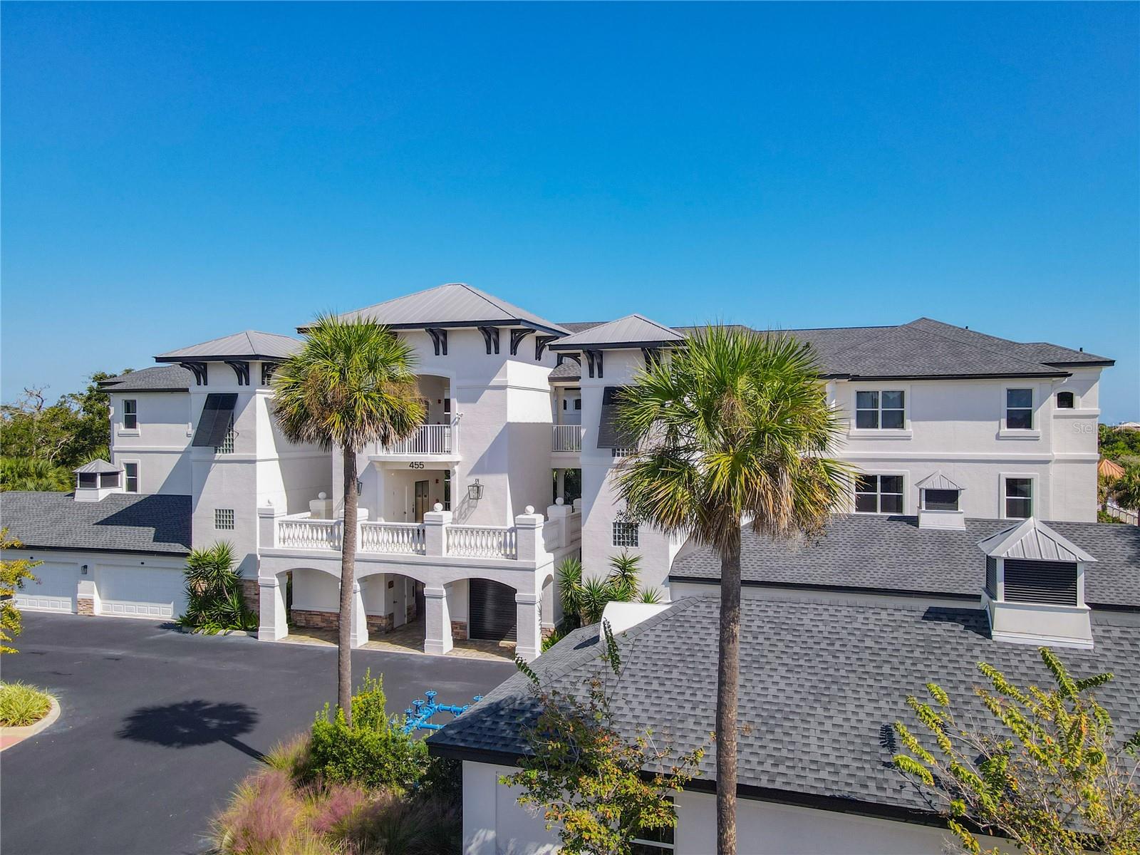 455 RIVERFRONT DRIVE A303