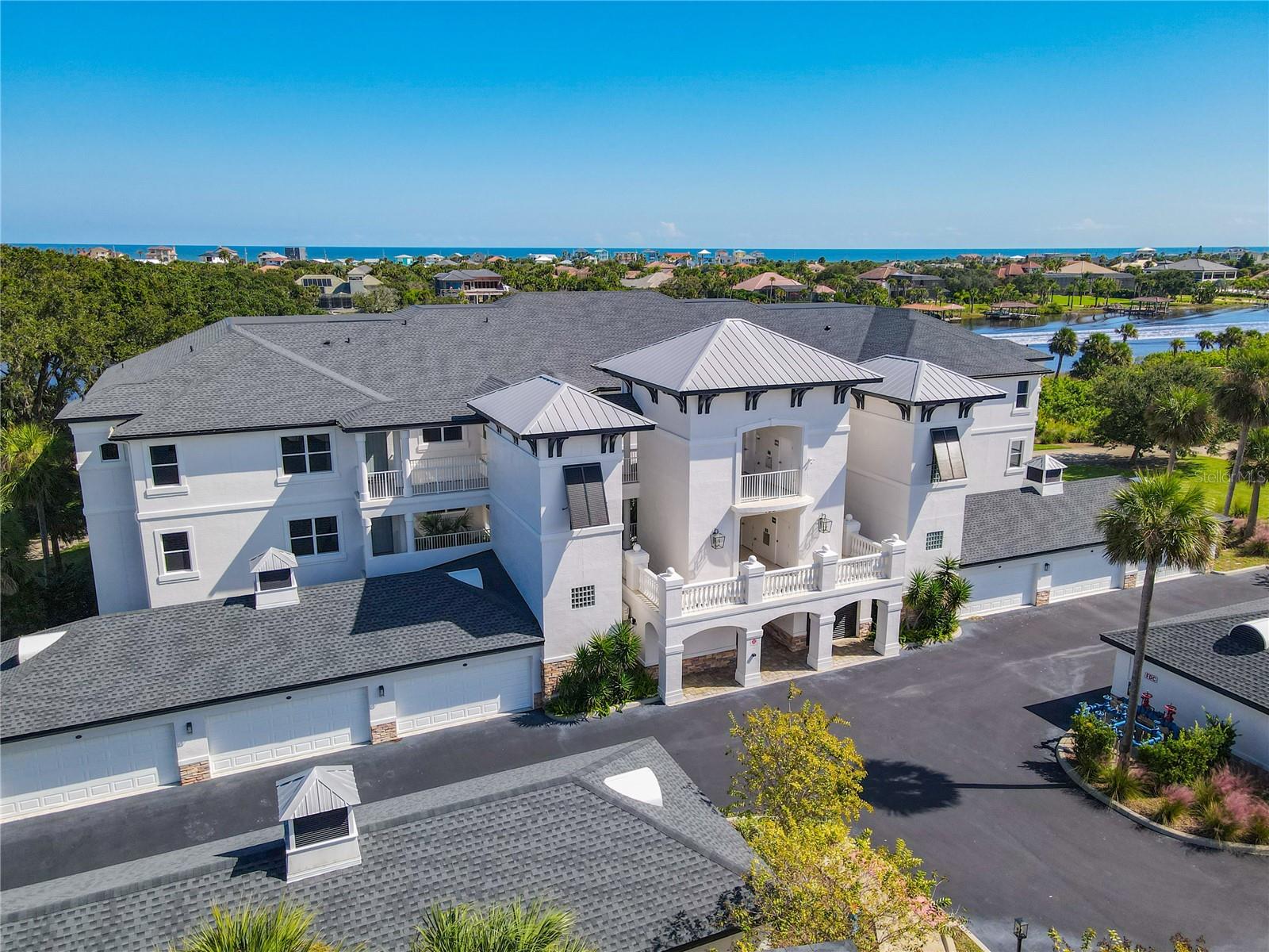 GRAND VISTA - Residential