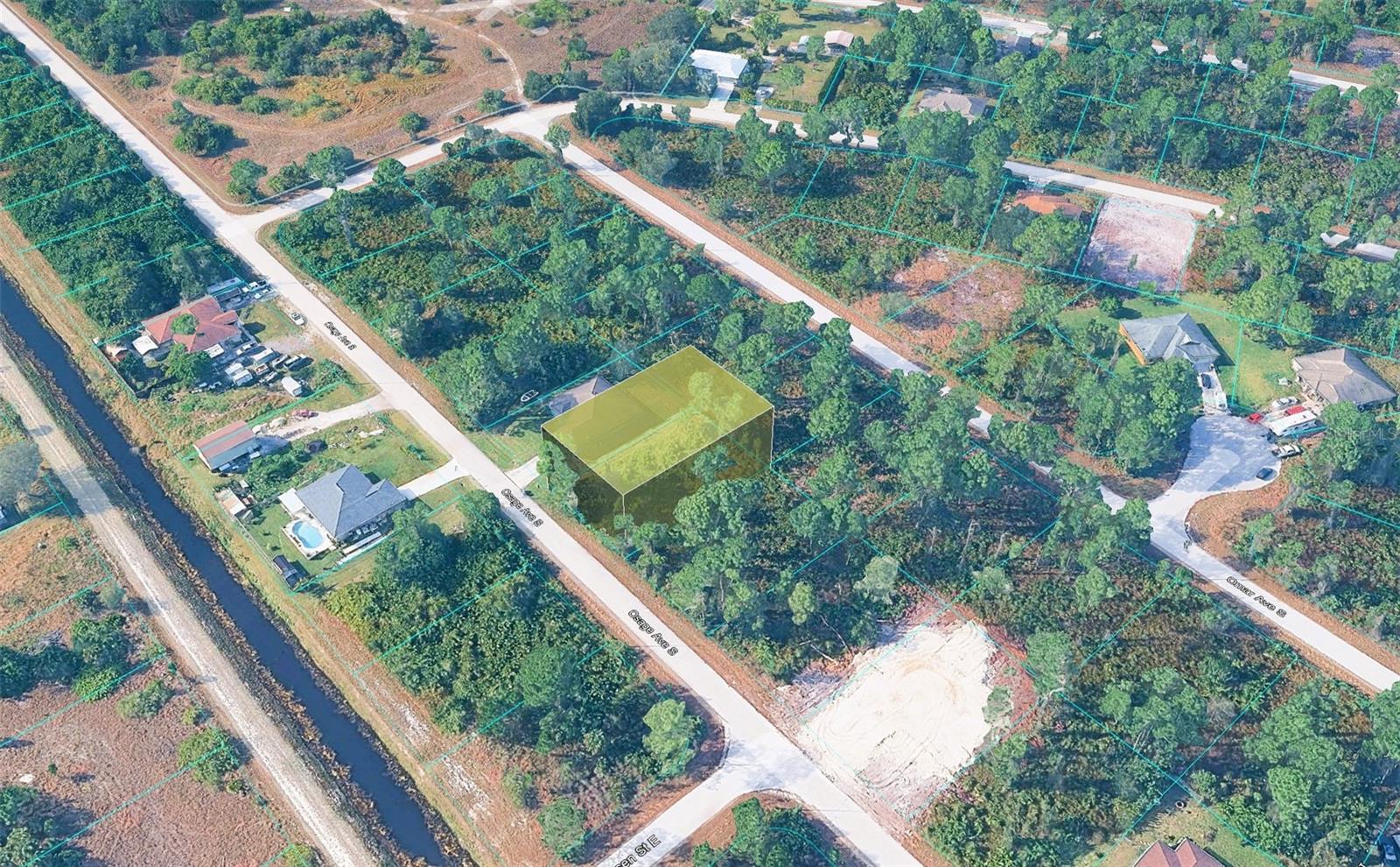 LEHIGH ACRES - Land