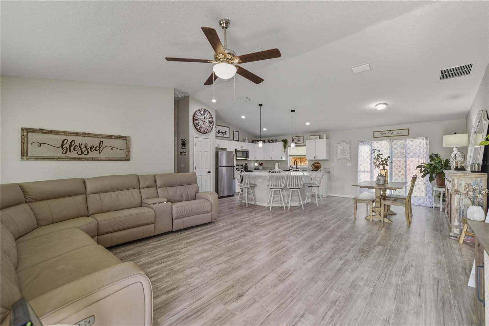 ORANGE BLOSSOM HILLS UN 07 - Residential