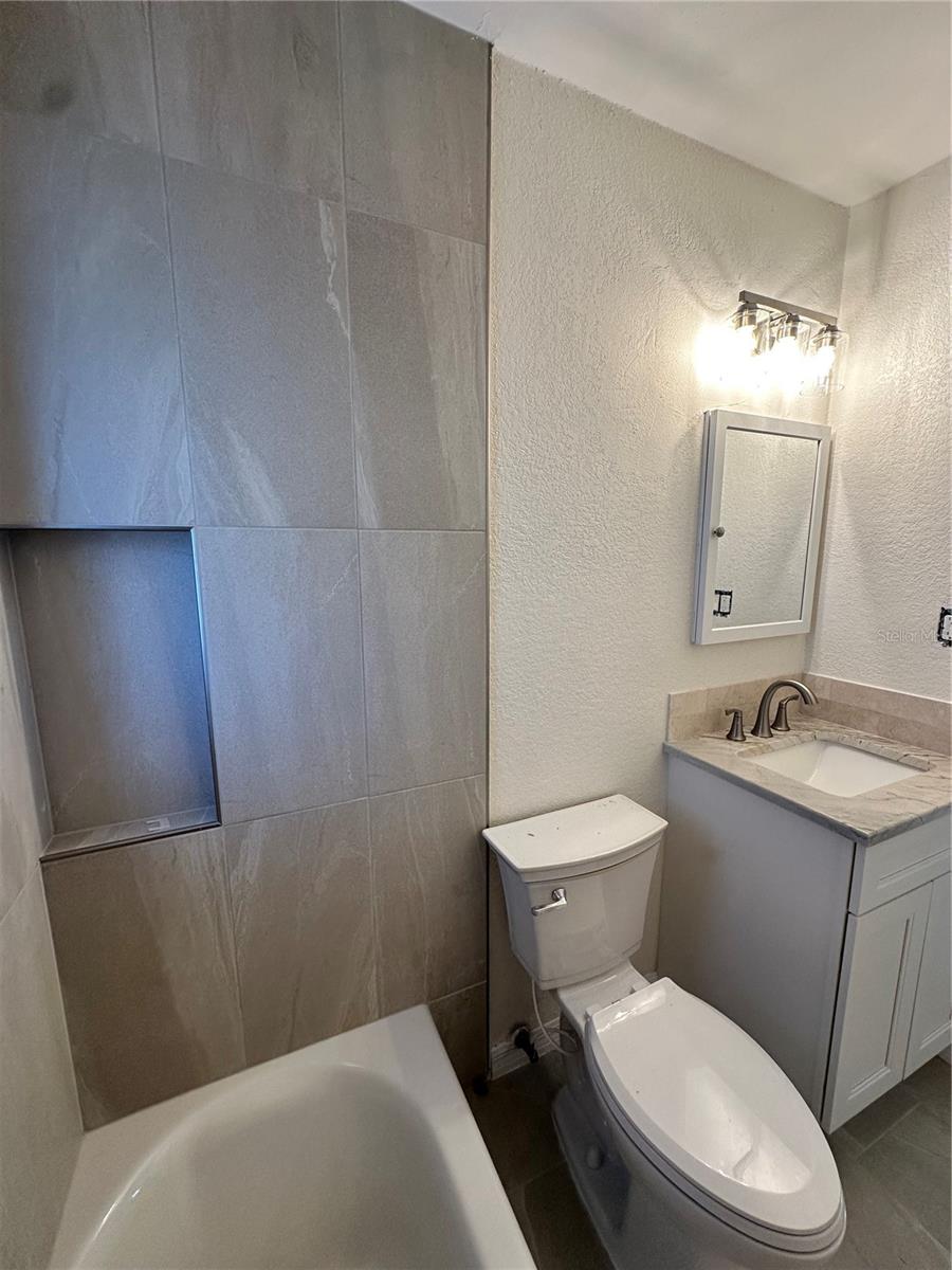 NORTH MADEIRA SHORES - Residential Lease