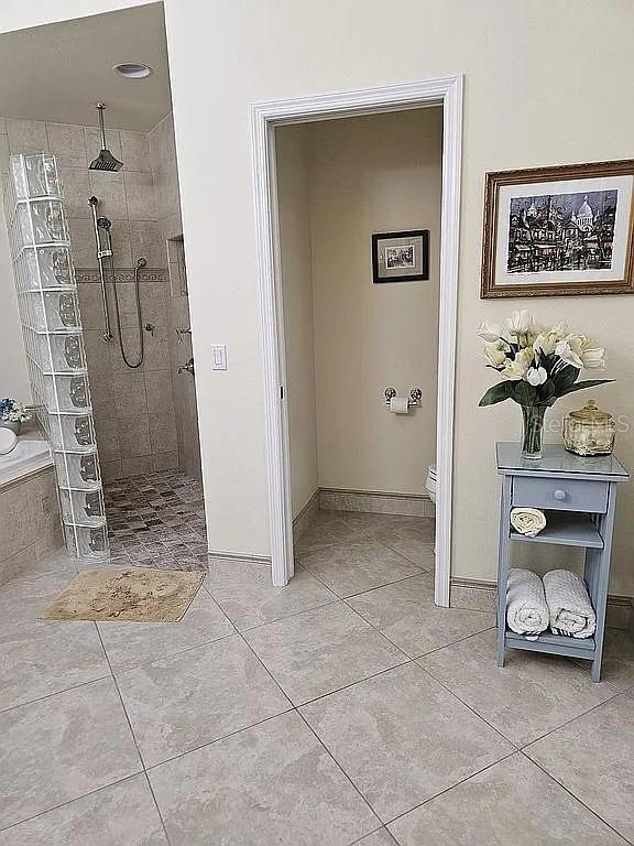 LYNWOOD GLEN - Residential