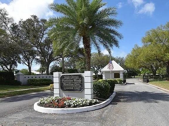 LYNWOOD GLEN - Residential