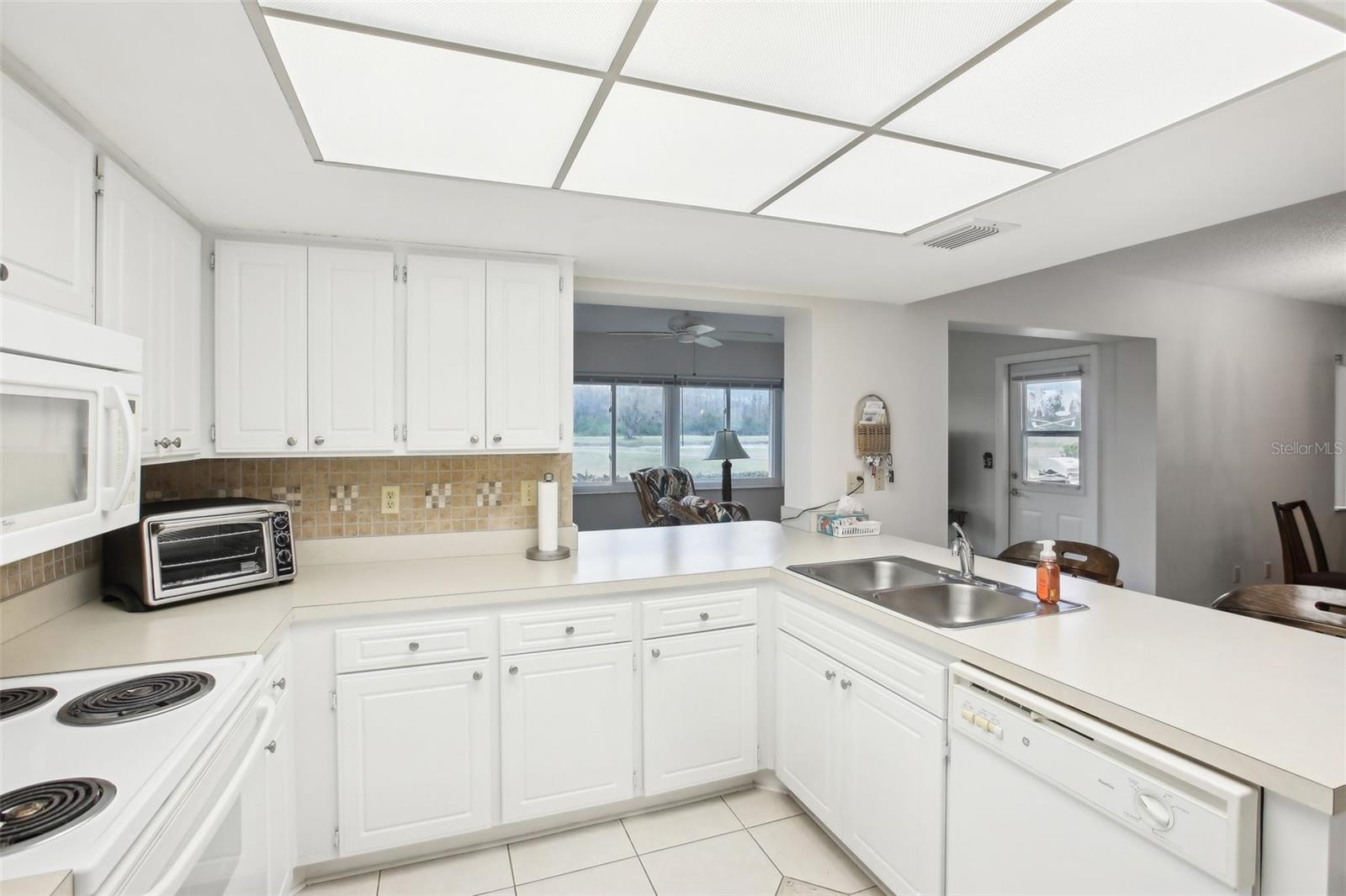 HIGHGATE F CONDO - Residential