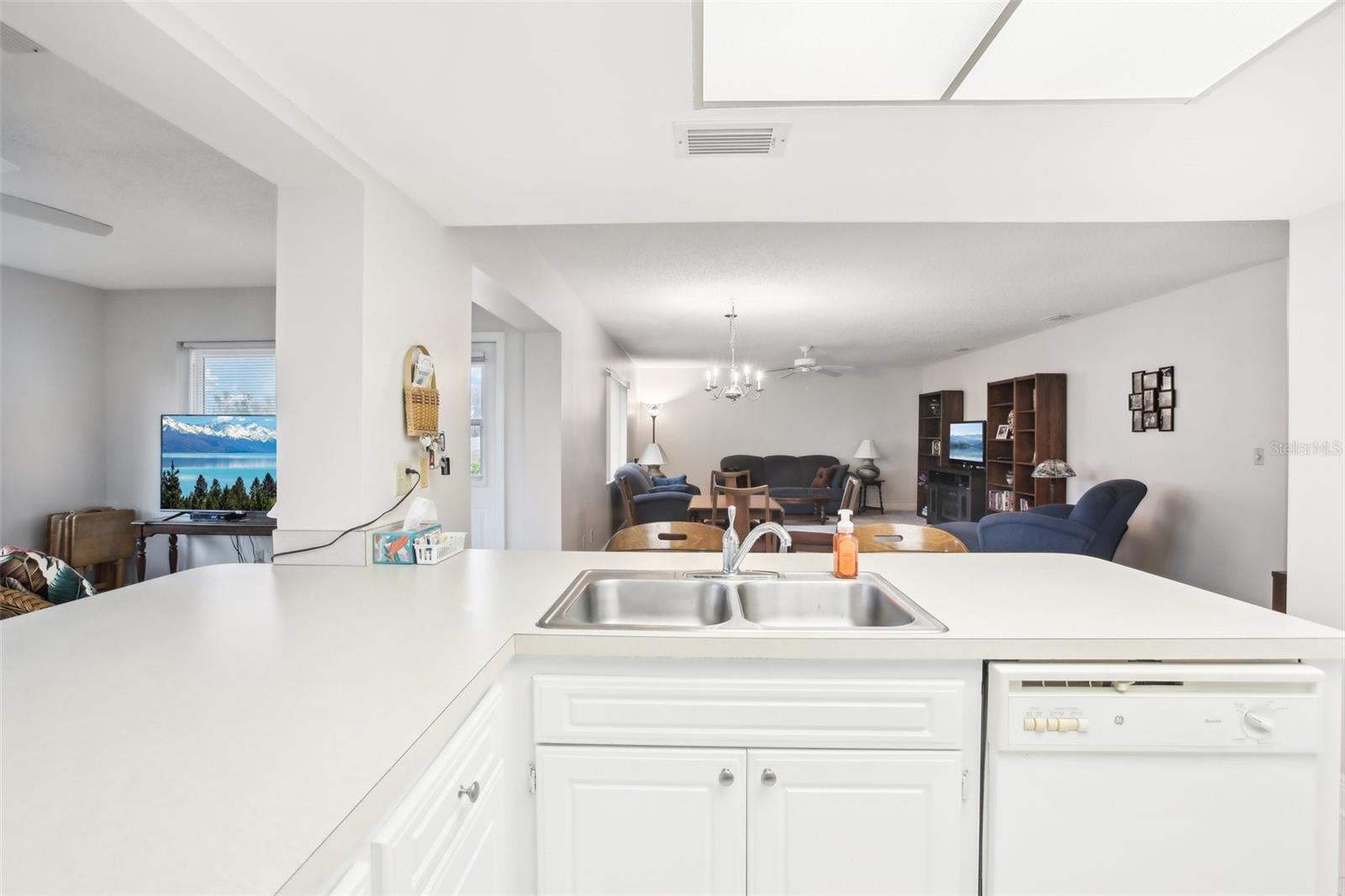 HIGHGATE F CONDO - Residential