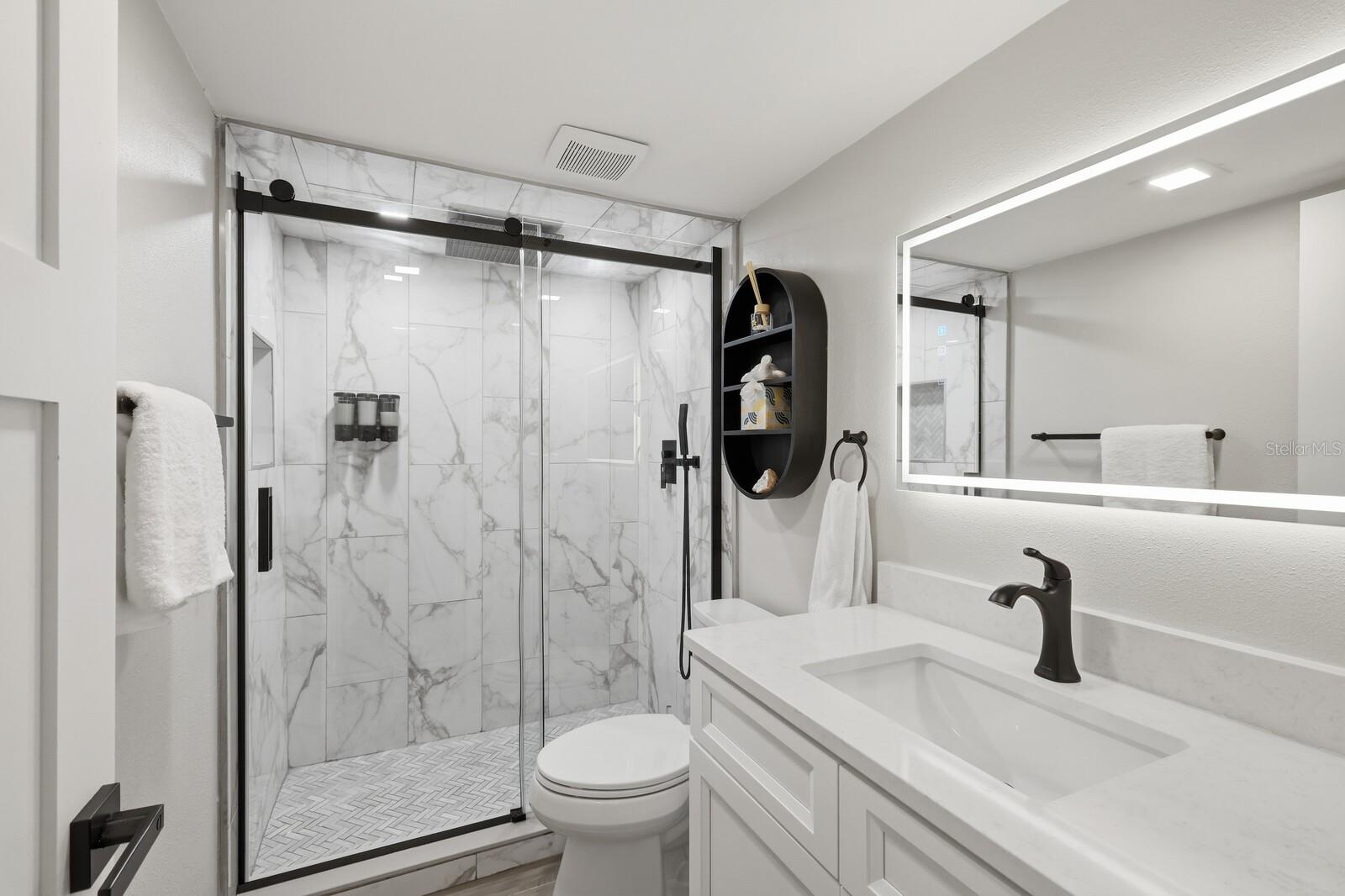 COCONUTS - Residential