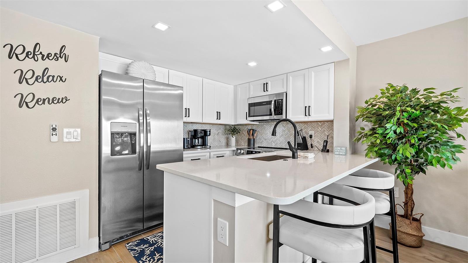 COCONUTS - Residential