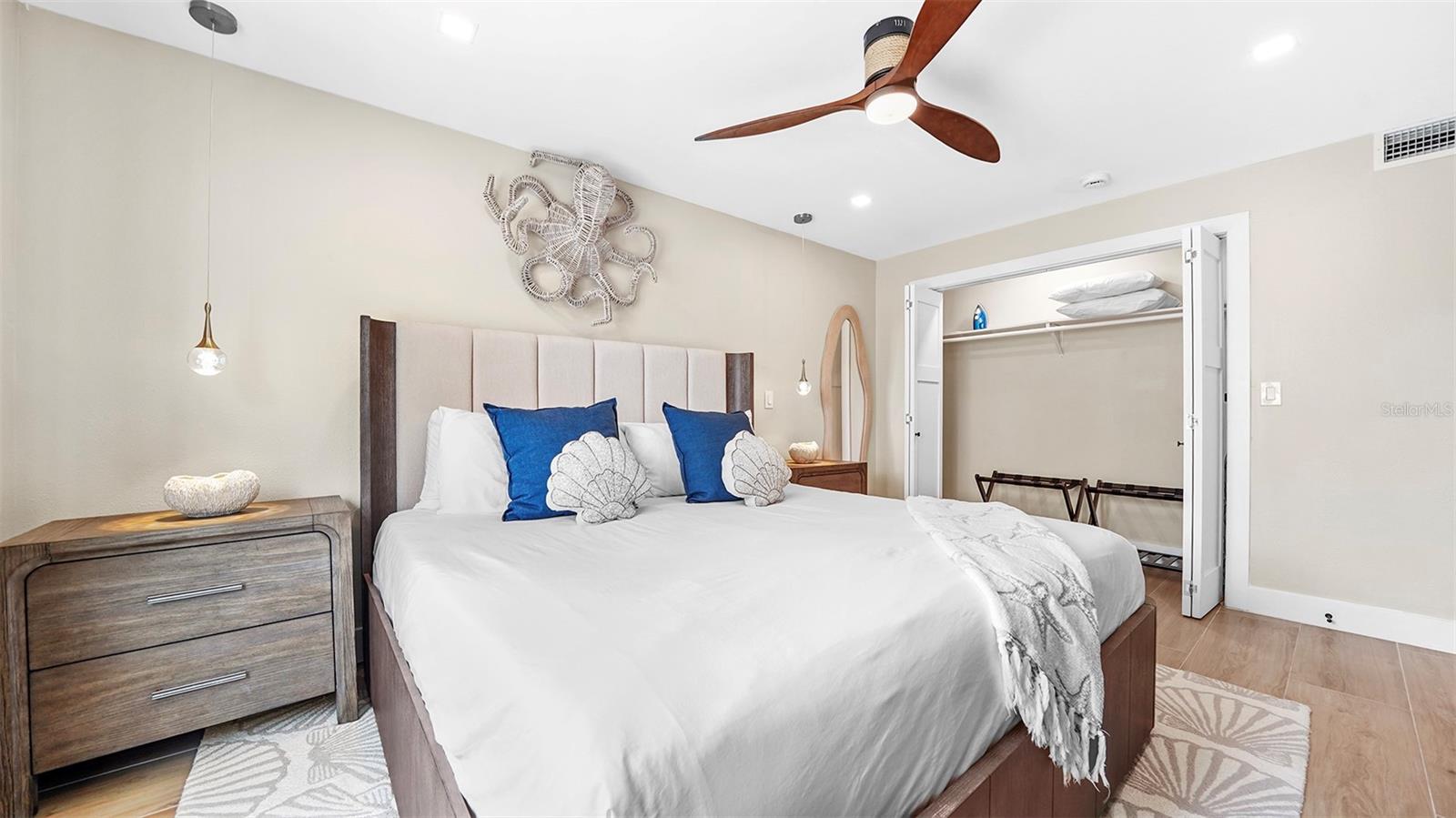 COCONUTS - Residential