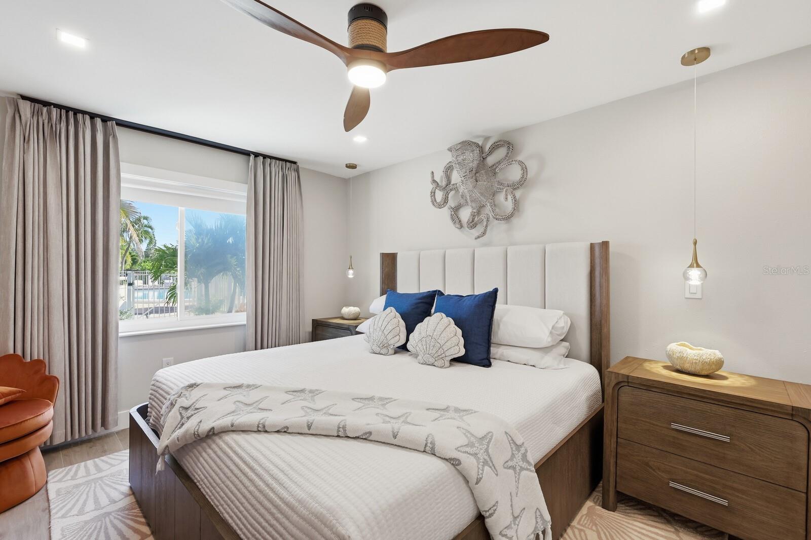 COCONUTS - Residential