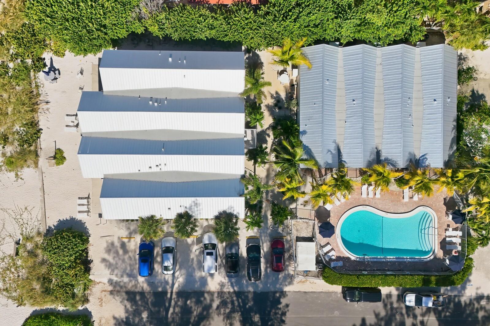 COCONUTS - Residential