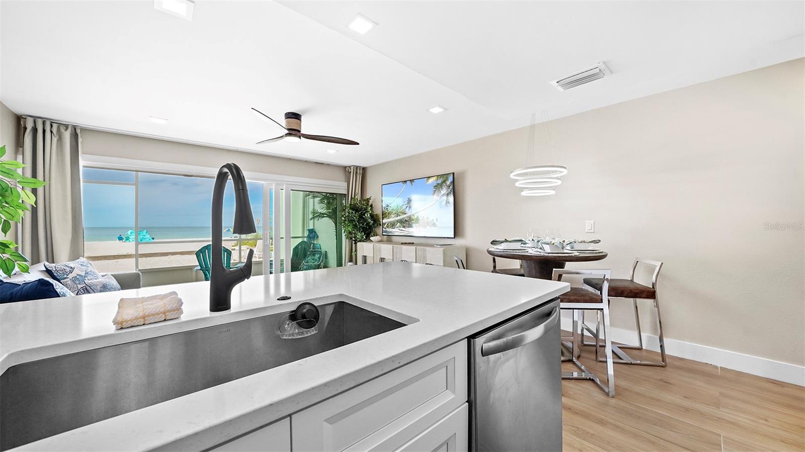 COCONUTS - Residential