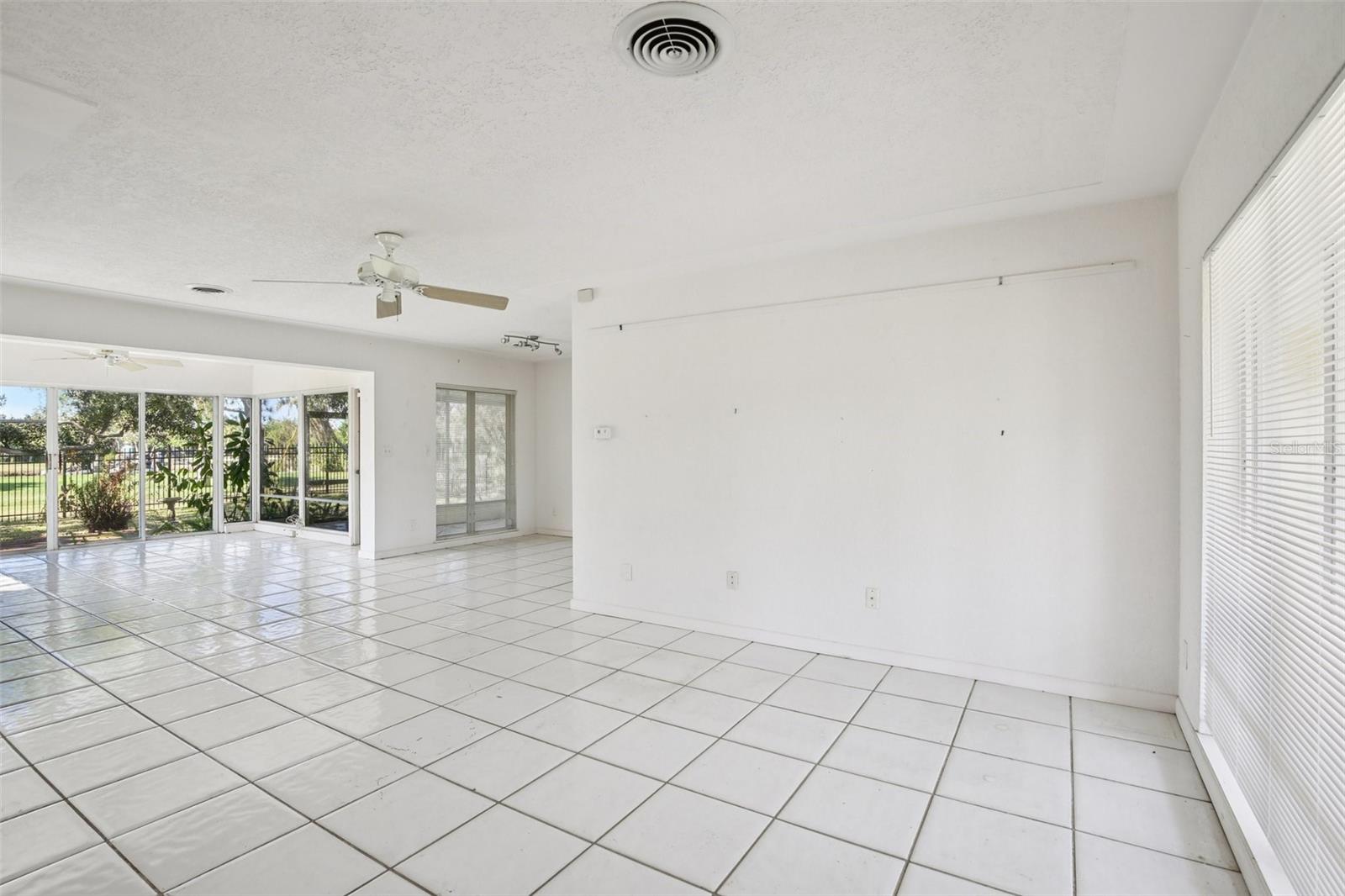 PASADENA GOLF CLUB ESTATES SEC 1 - Residential